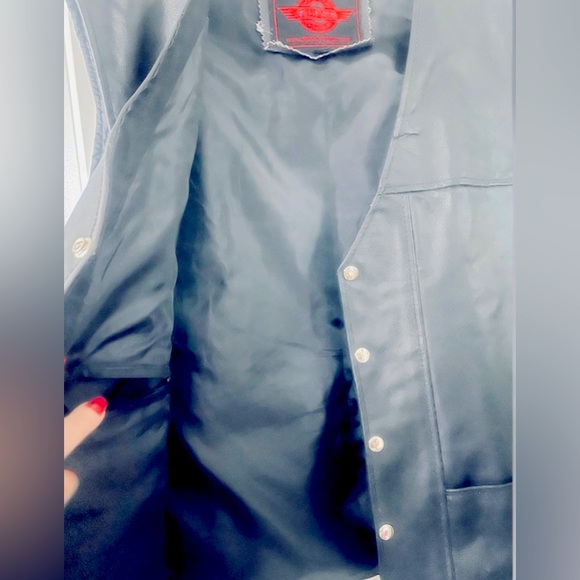 Alpha Cycle Gear Leather Vest - 5XL - Picture 6 of 6